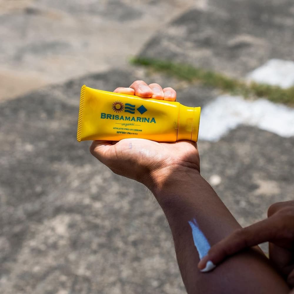 BRISA MARINA ブリサマリーナ アスリートプロ UVクリーム ホワイト 70g SPF50+ PA++++