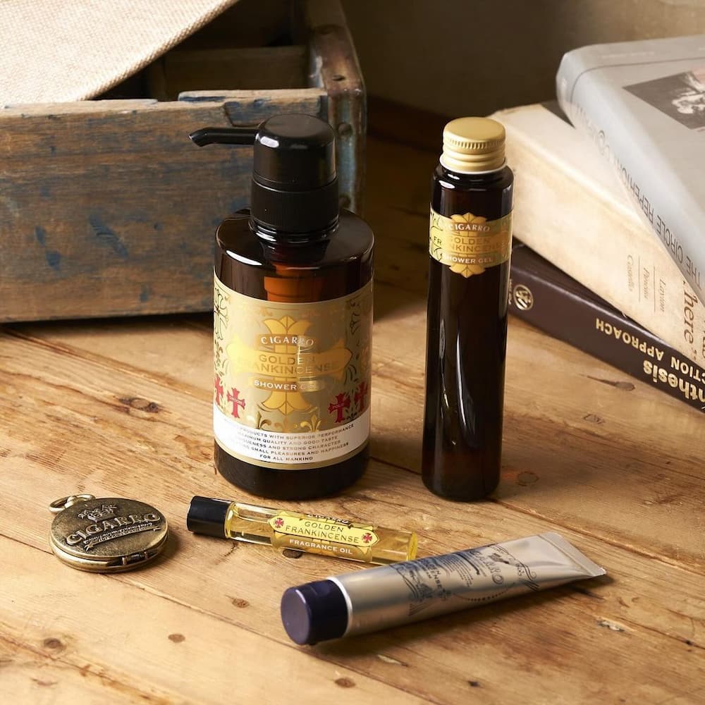 CIGARRO シガーロ シャワージェル ゴールデンフランキンセンス 100mL