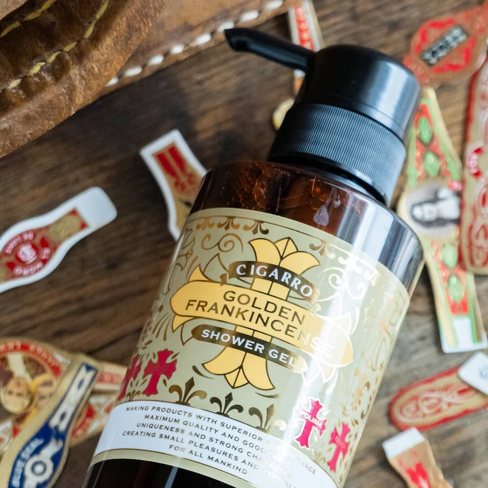 CIGARRO シガーロ シャワージェル ゴールデンフランキンセンス 300mL