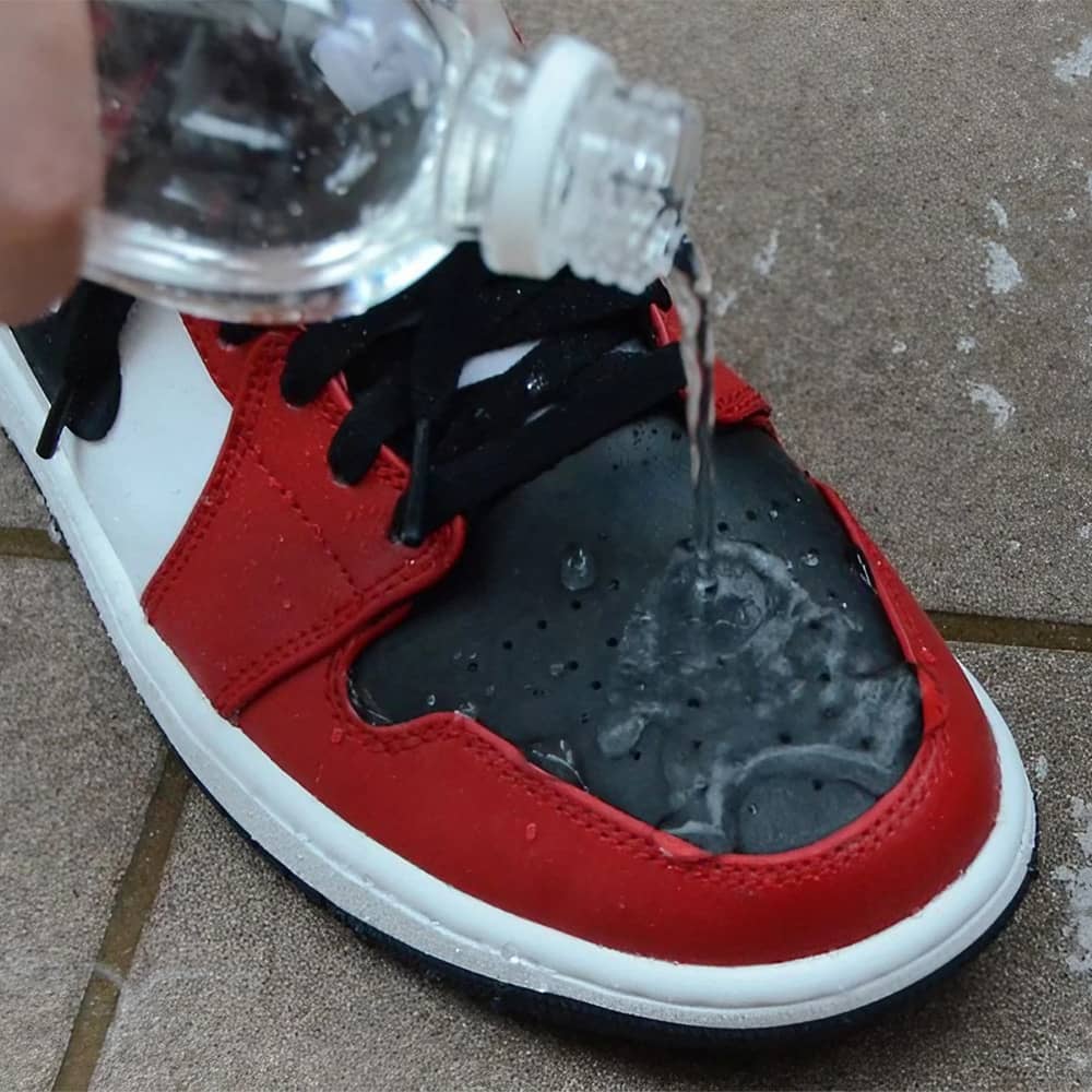 KICKS TOKYO スニーカー用防水スプレー 220mL