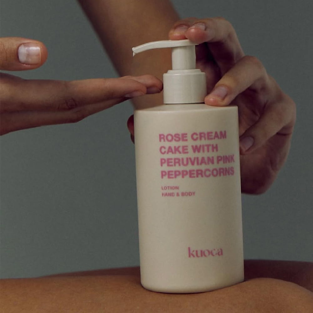 kuoca クオカ ハンド&ボディローション ローズケーキ 300mL