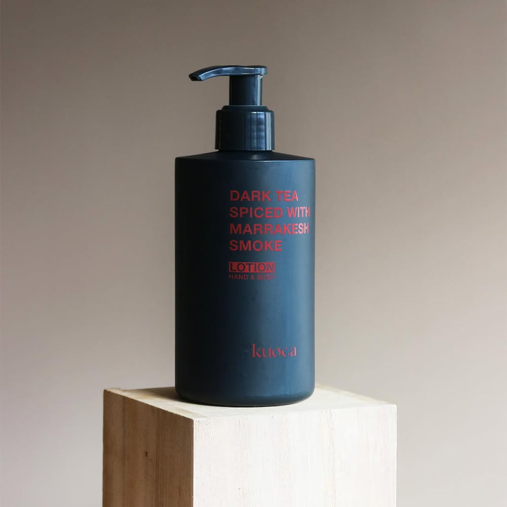 kuoca クオカ ハンド&ボディローション ダークティー 300mL