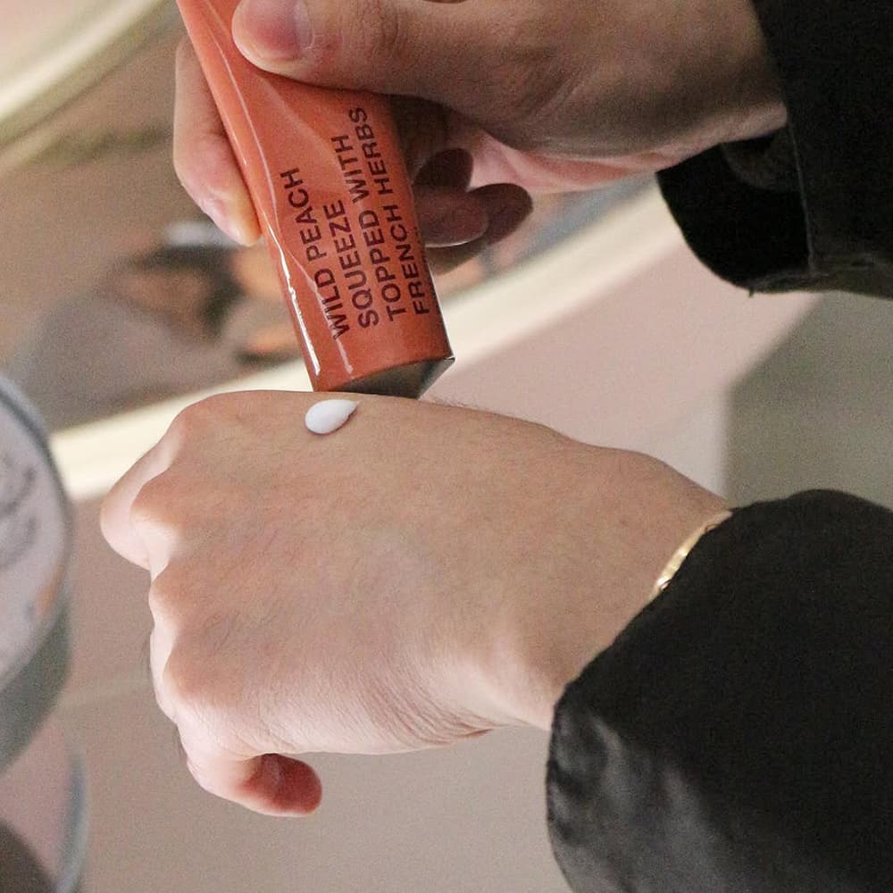 kuoca クオカ ハンドクリーム ワイルドピーチ 50mL