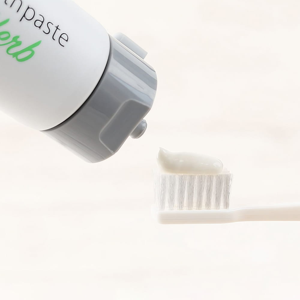 メイクブレス 歯磨き粉 レモンハーブの香り 100g