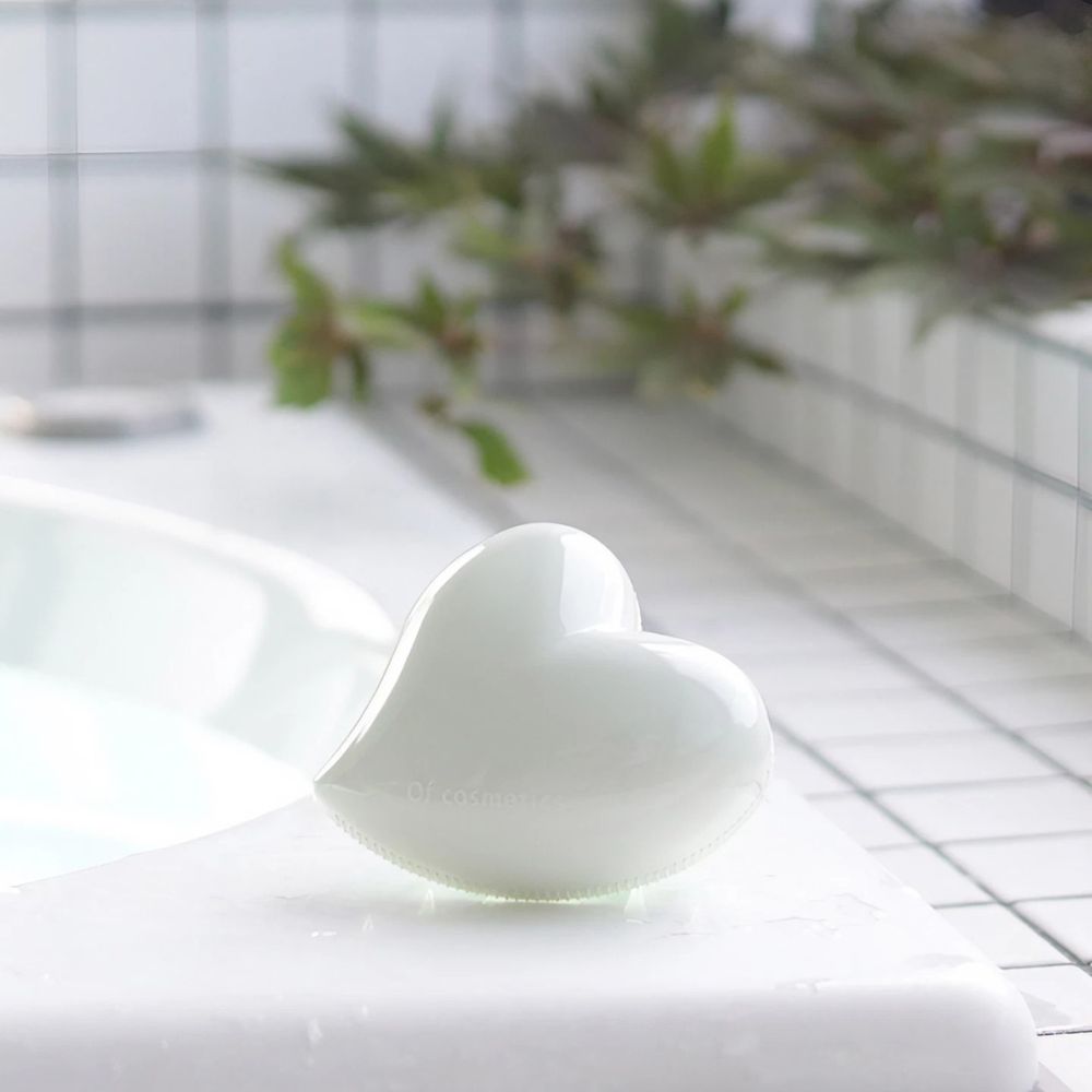 オブ・コスメティックス ヘッドスパブラシ ホワイト