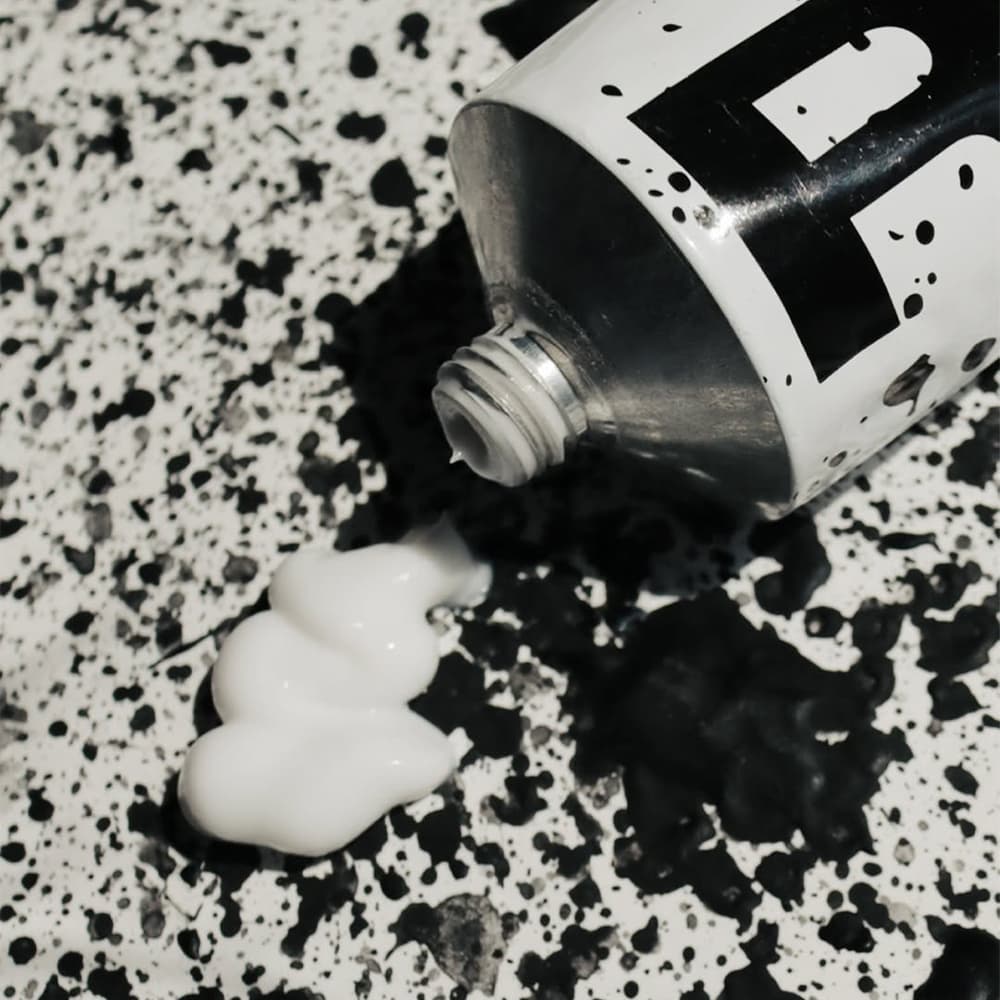 RboW アールボウ ハンド&ネイルクリーム モノクローム 50mL